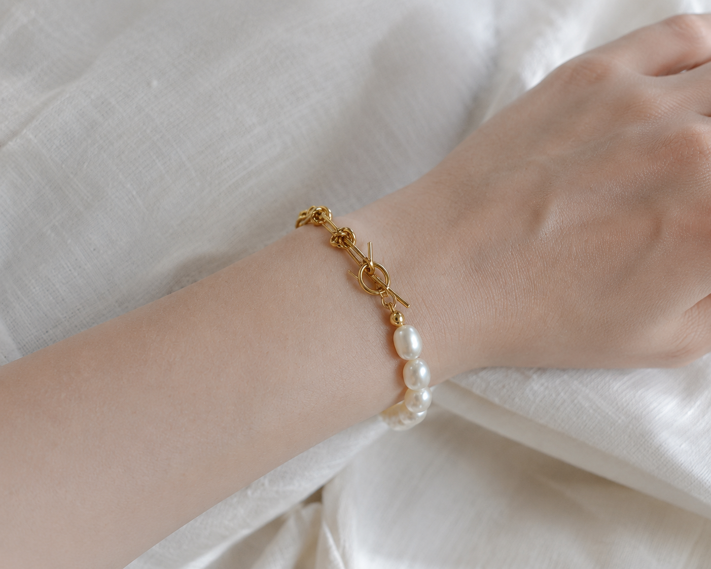 Pearl Muse Bracelet