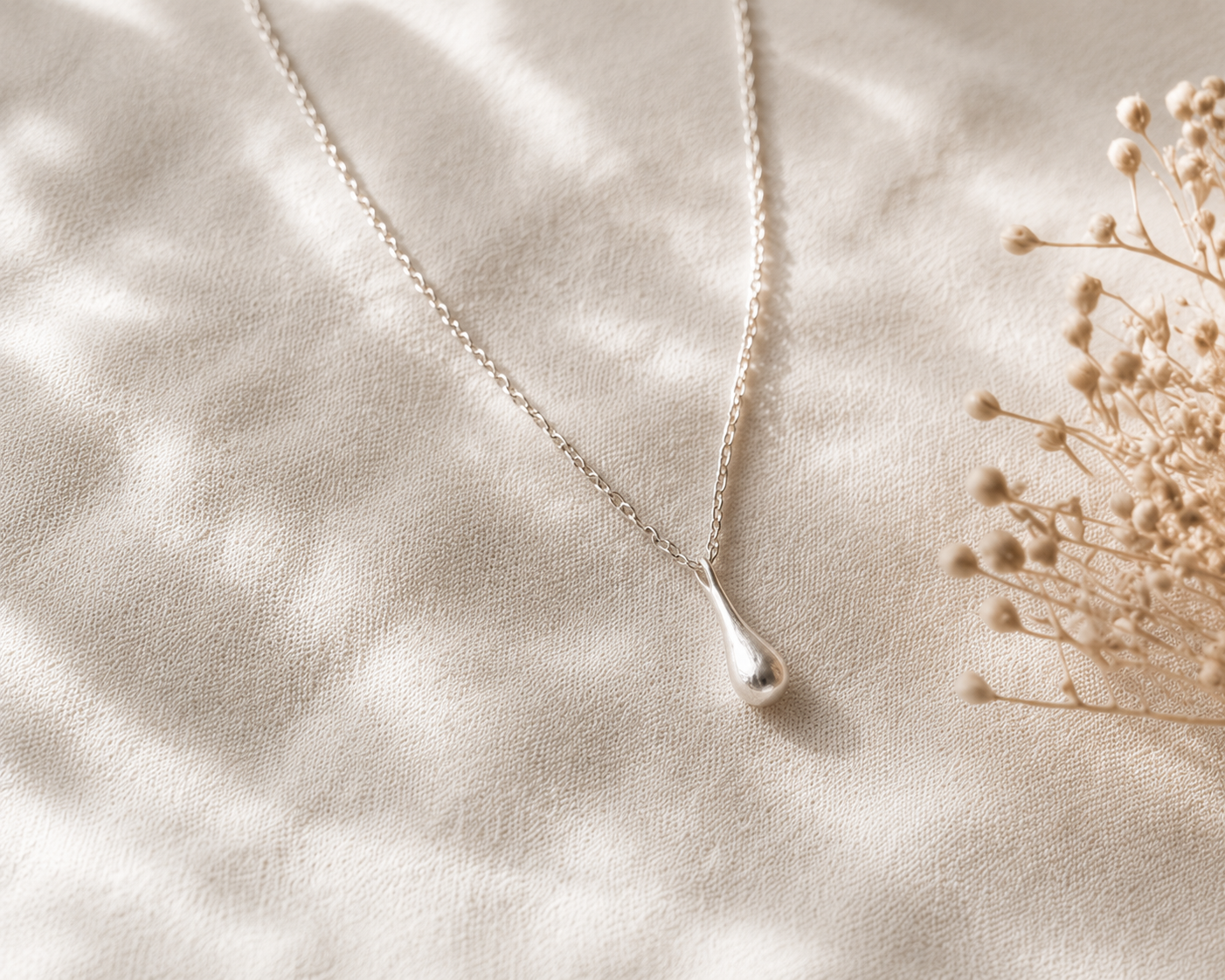 Teardrop necklace (925 silver)
